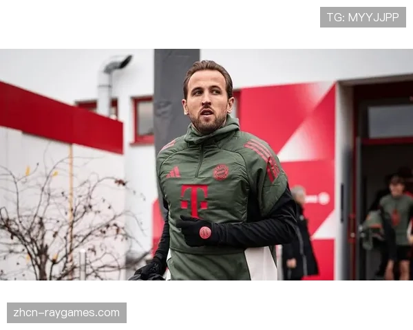 欧冠用球“决战伦敦”正式发布，融入举办城市地标元素